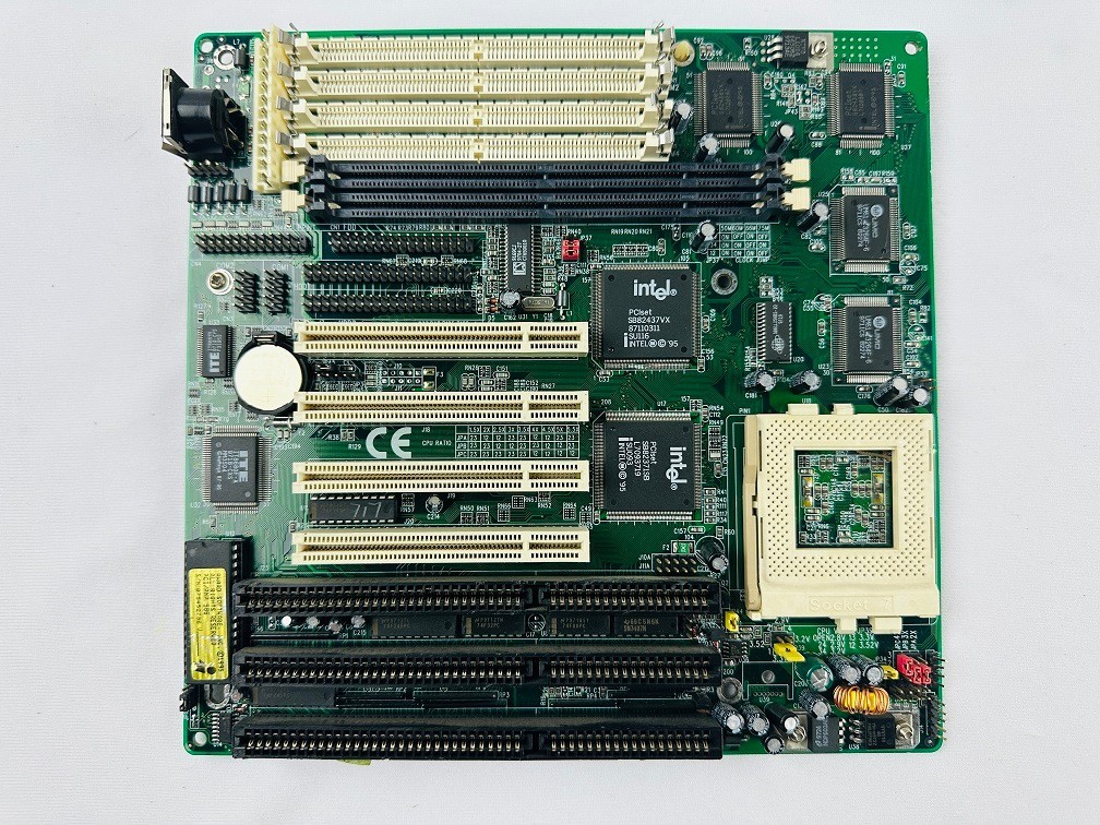 Shuttle HOT-555A Motherboard