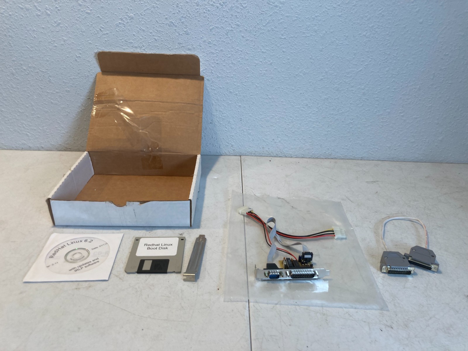 Red Hat Linux 6.2 Boot Disk CD Parallel Serial Port Adapter Cable Vintage PC Kit