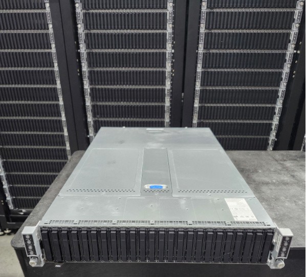 Intel 2U 4-Node 24SFF Cloud/HPC Server 8x Gold 5118 96-Core 2.3GHz 128GB RAM