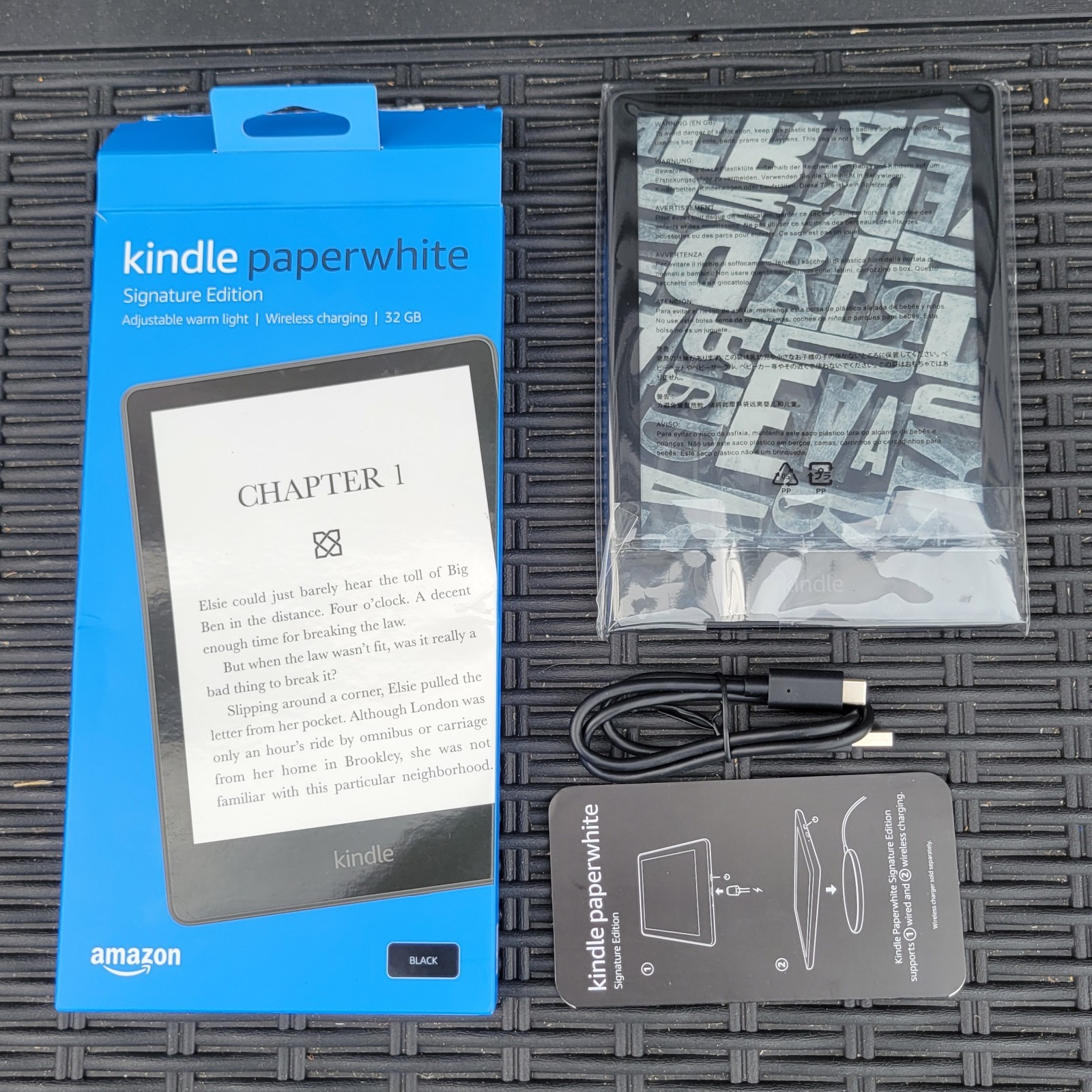 Amazon Kindle Paperwhite Signature Edition 11th Gen 32GB 6.8" M2L4EK Open Box