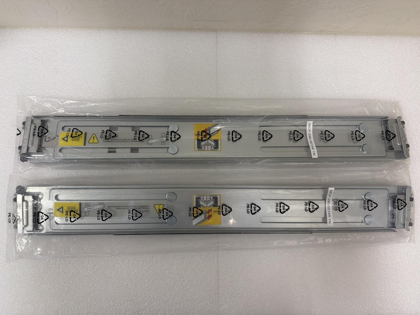 SUPERMICRO SET OF MCP-290-00144-1N RAILS, R&L