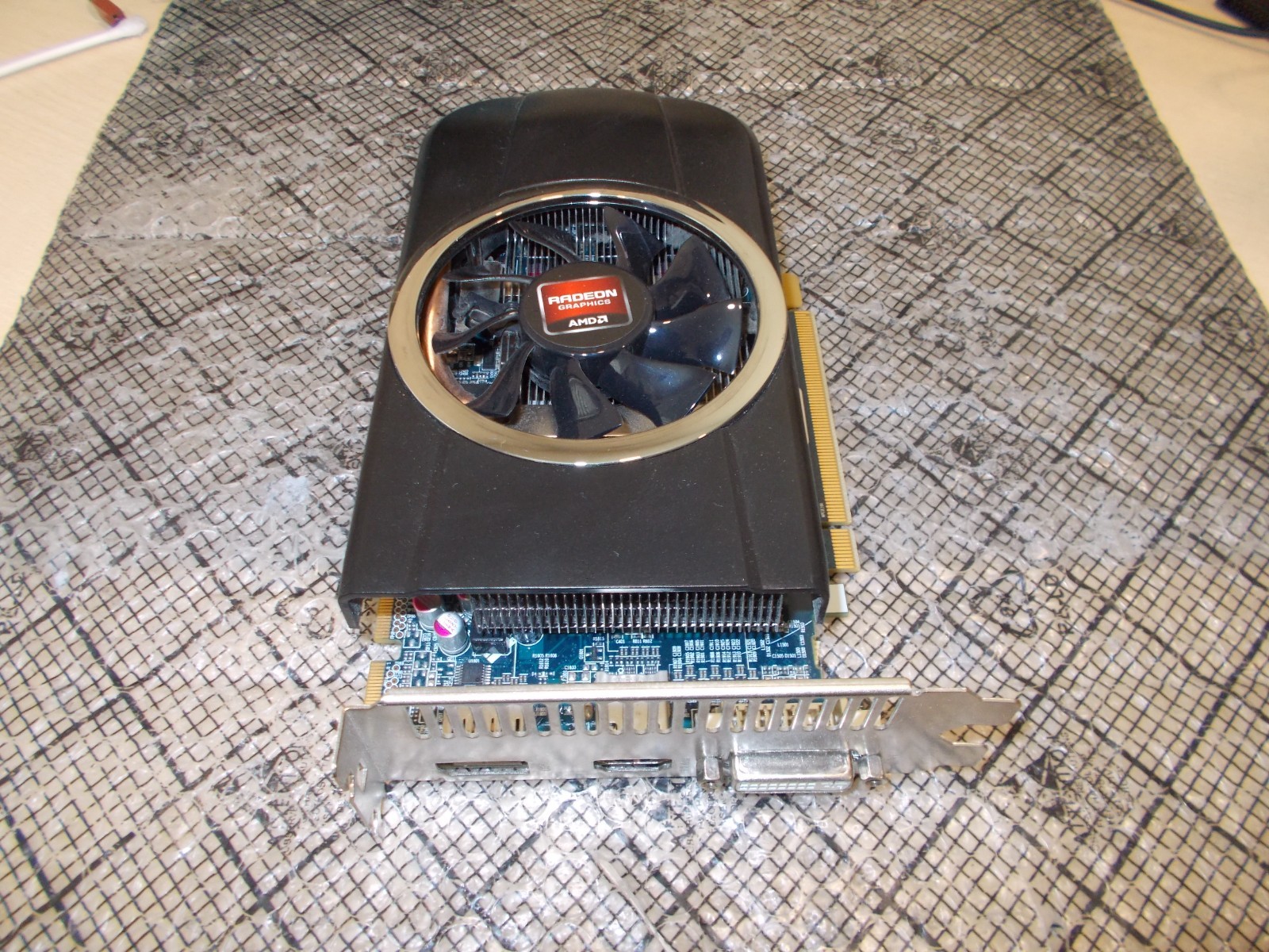 Diamond ATI Radeon HD 6670 1GB GDDR5 Crossfire PCI-E Video Card 299-AE144-105BD