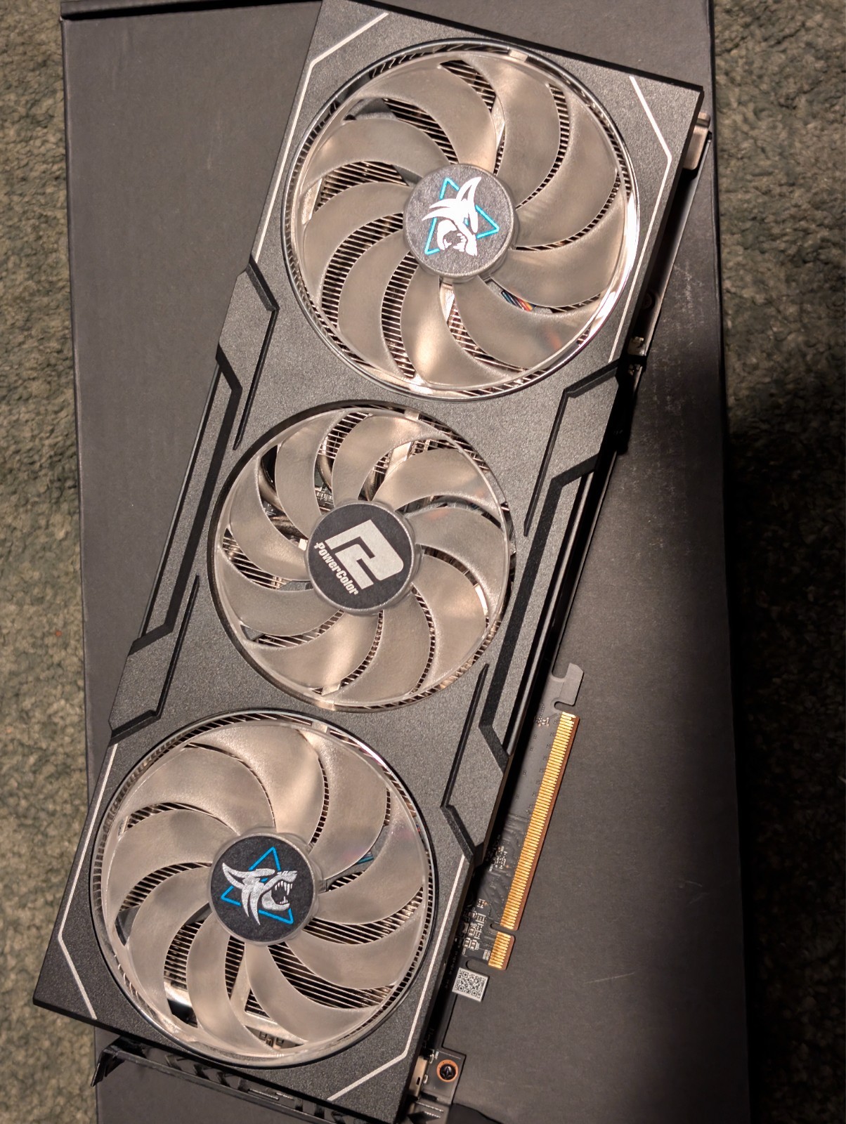PowerColor Hellhound AMD Radeon RX 7900 XT OC 20GB GDDR6 Graphics Card