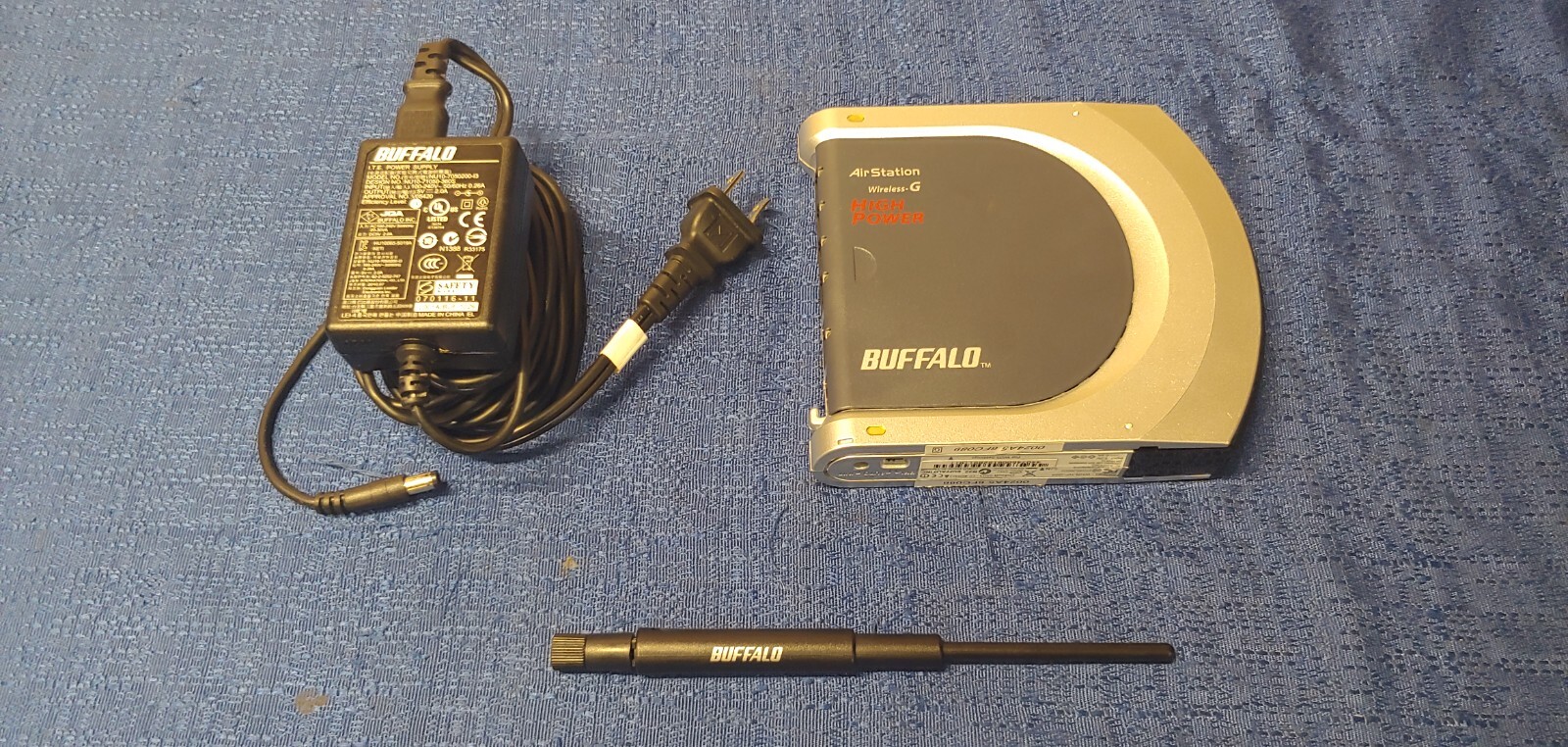 Buffalo WHR-HP-G54 High Power Wireless Router