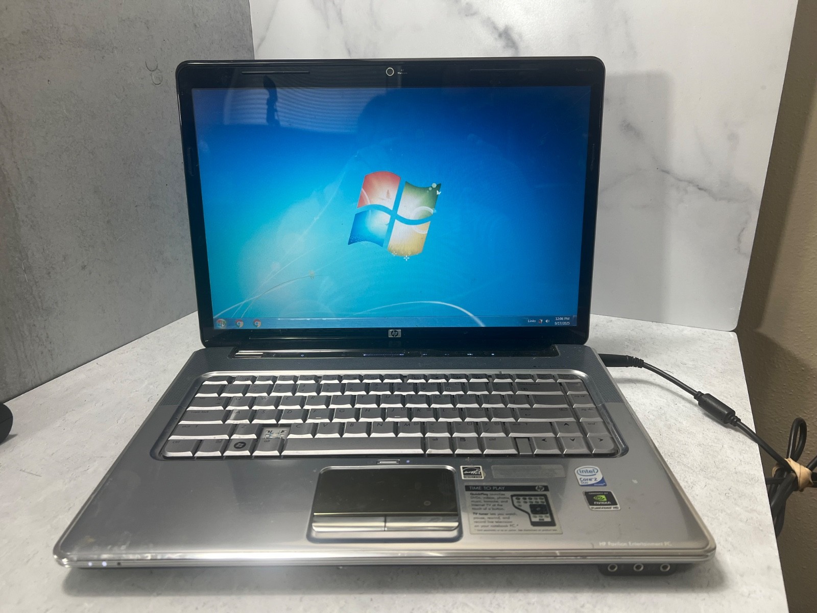 used hp Pavilion DV5 notebook - 1015nr