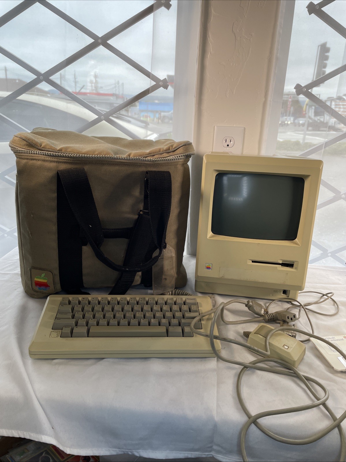Apple Macintosh 512K Vintage Computer With Original Keyboard, Mouse, & Carry Bag