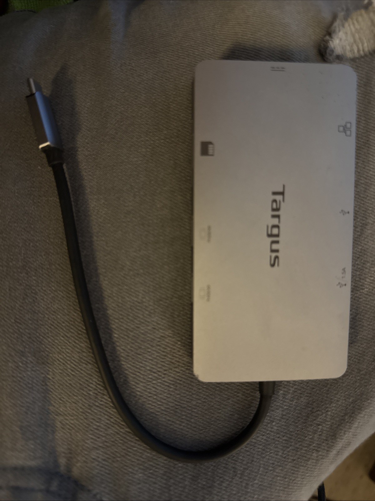 Valve Steam Deck 512GB Model 1010 with Targus Portable USB-C Dock