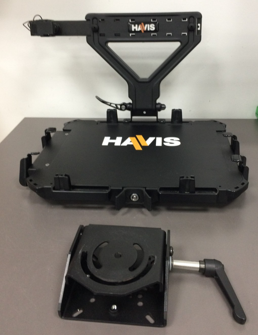 HAVIS UT-1001 Universal Rugged Cradle for approx 11″-14″ and C-MD-204 Tilt