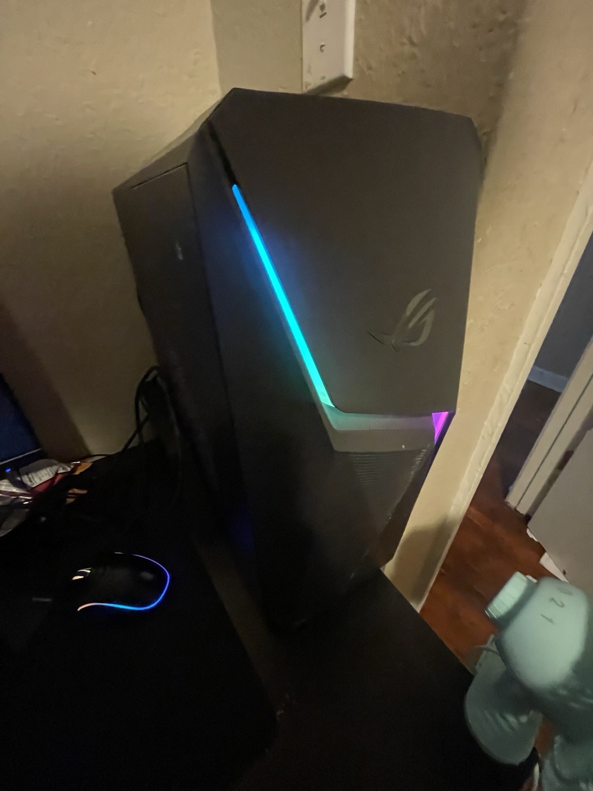 ASUS ROG Strix G10CE Gaming PC installed 1660 super with 32 gb ram lmk on deals