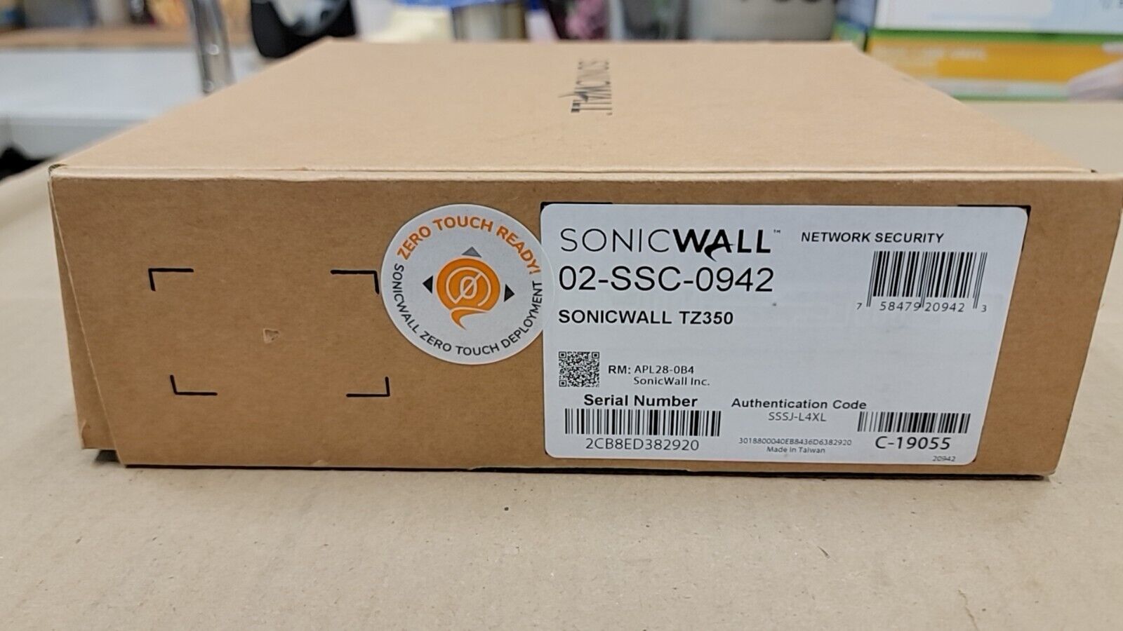 NEW SonicWALL TZ350 02-SSC-0942 1.0 Gbps 5x 1GB RJ-45 Firewall