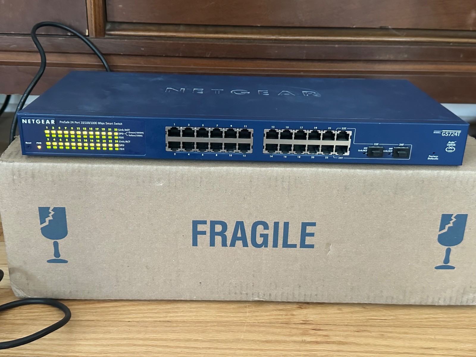 NetGear ProSafe (GS724T  v3) 24-Port External Switch Managed