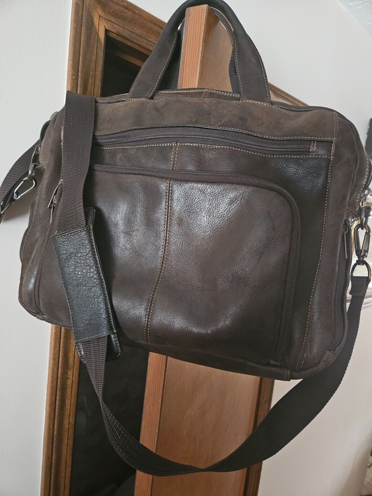 Wilson leather computer/shoulder bag 18
