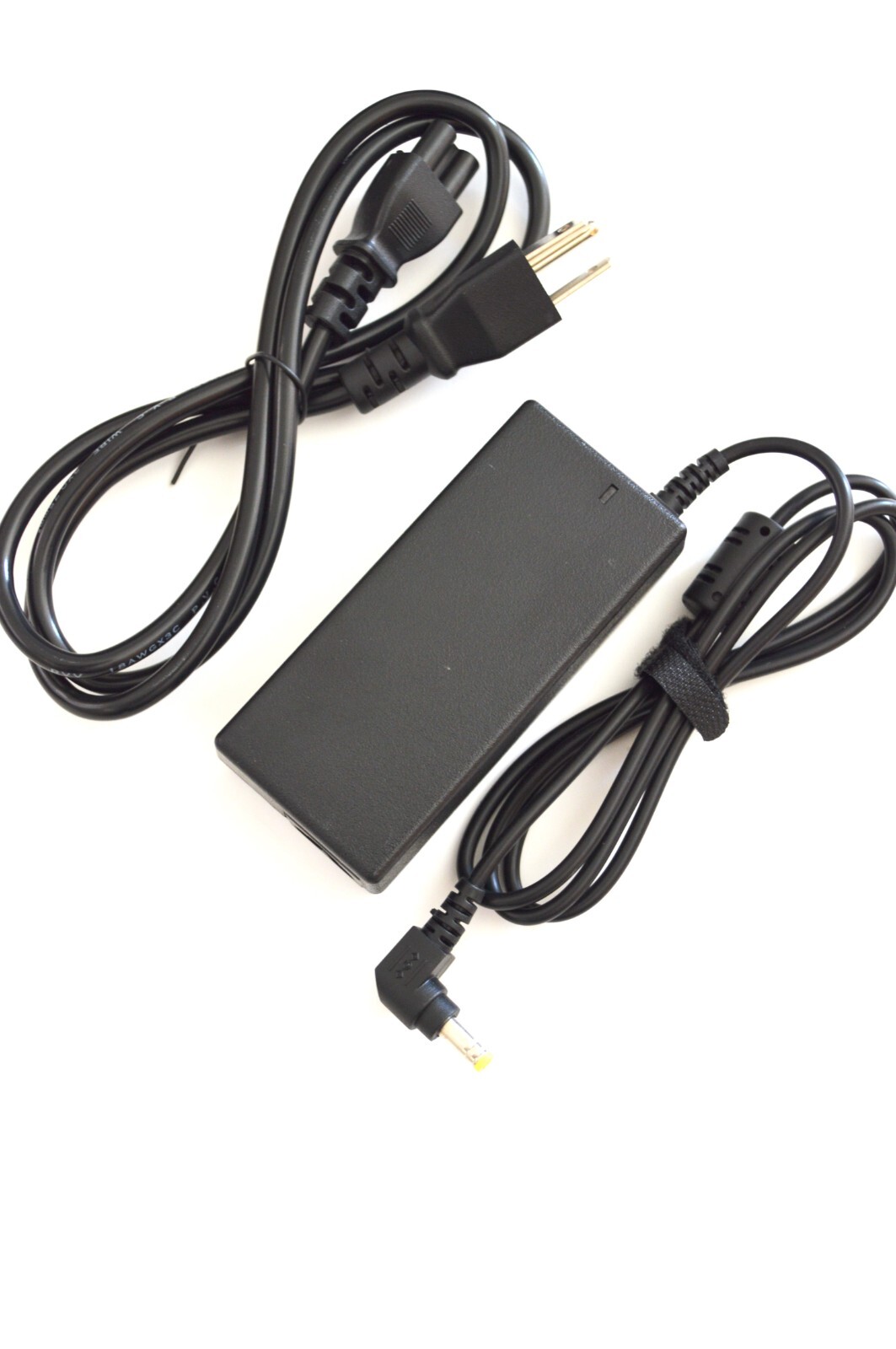 Adapter Laptop Charger For Toshiba Satellite S50-CBT2G01 S50-CBT2G22 S50-CST2GX1