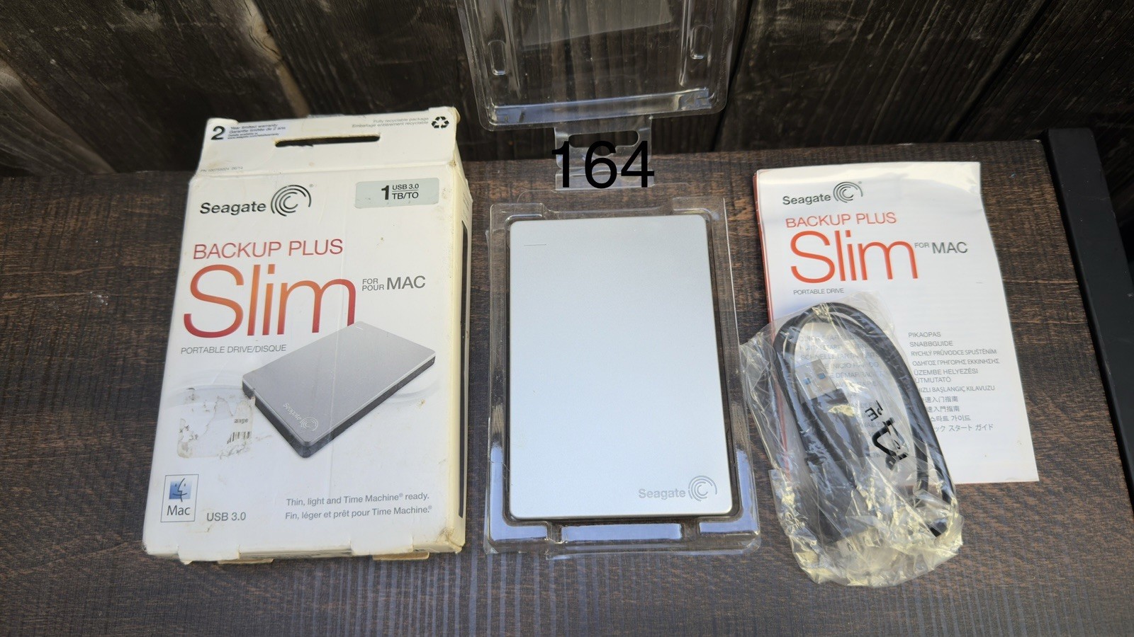 Seagate Backup Plus Slim For Mac 1TB MINT health 100% usage 1 hour