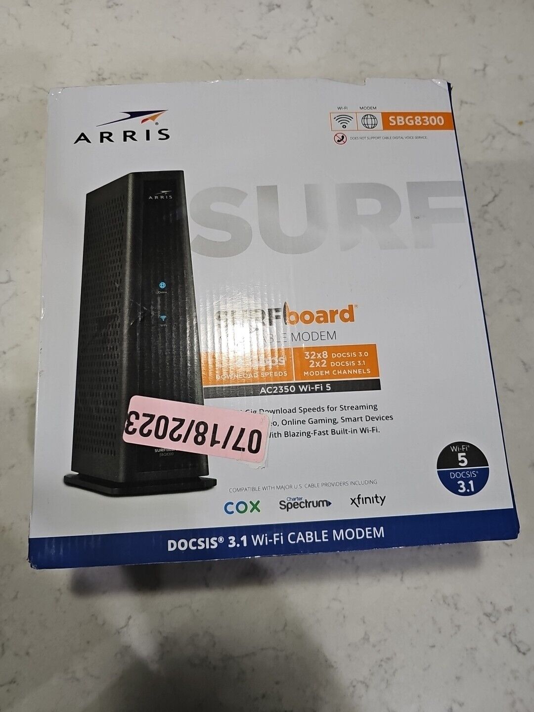 ARRIS SURFboard SBG8300 DOCSIS 3.1 Gigabit Cable Modem & AC2350 Dual Band Wi-Fi