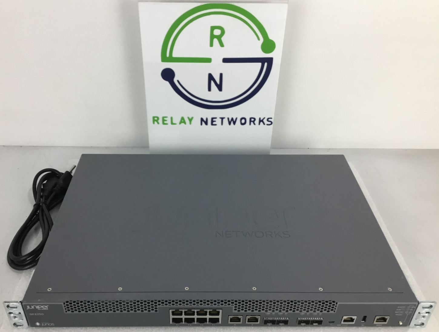 Juniper NFX250-S2 Network Services Platform