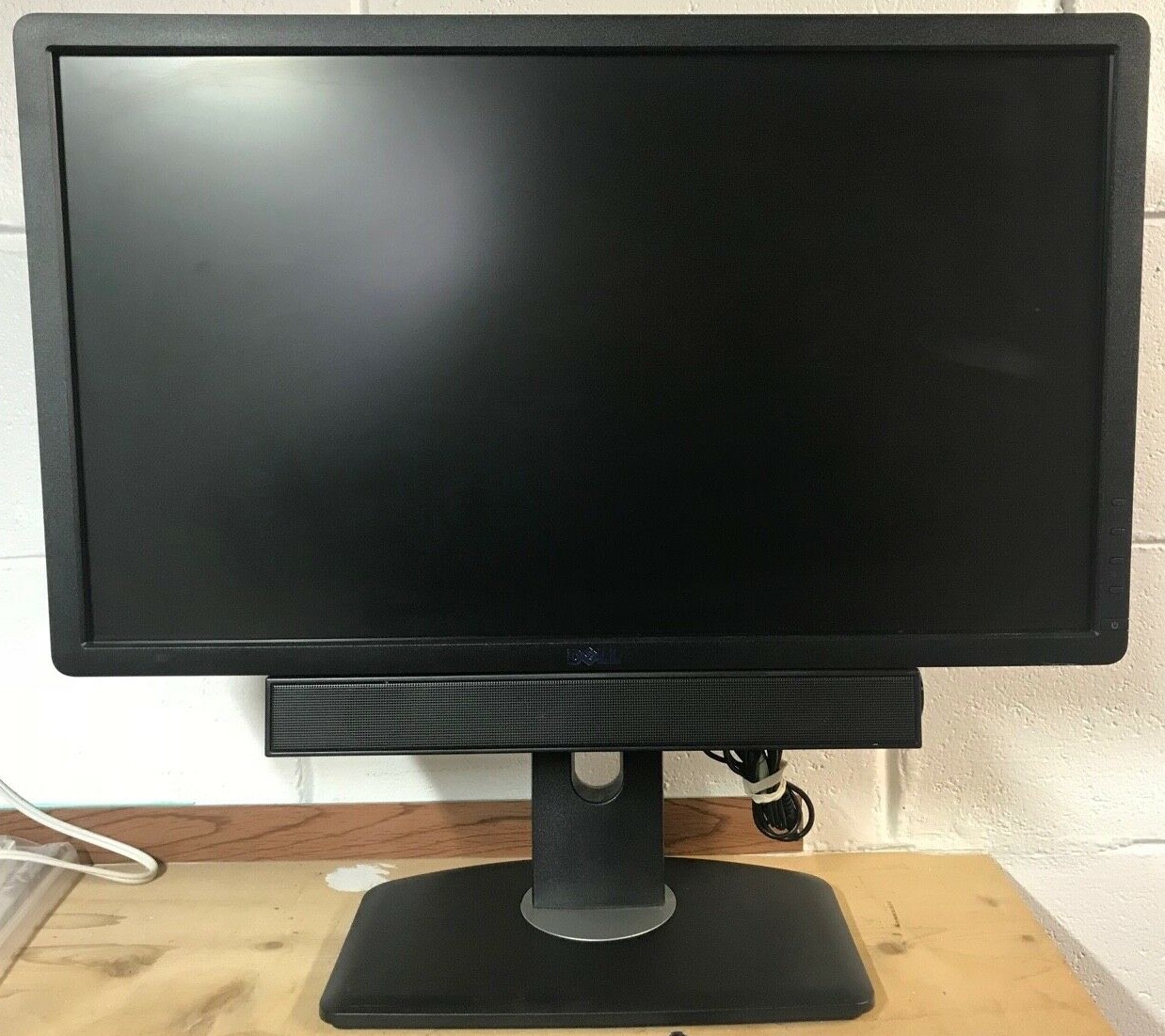 Dell Professional P2312HT 23" Monitor With Full HD LED Backlight