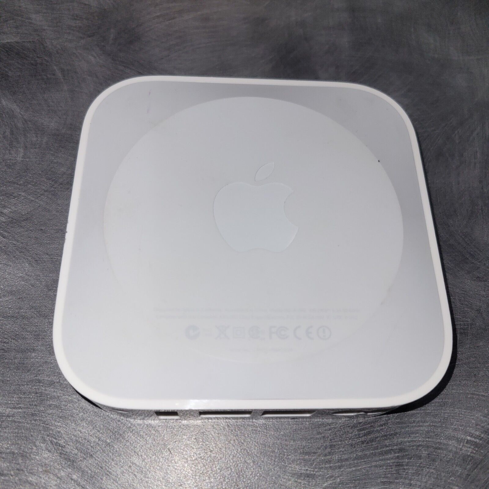 Apple AirPort Express Base Station [2nd Gen] Router White A1392 - No Cable