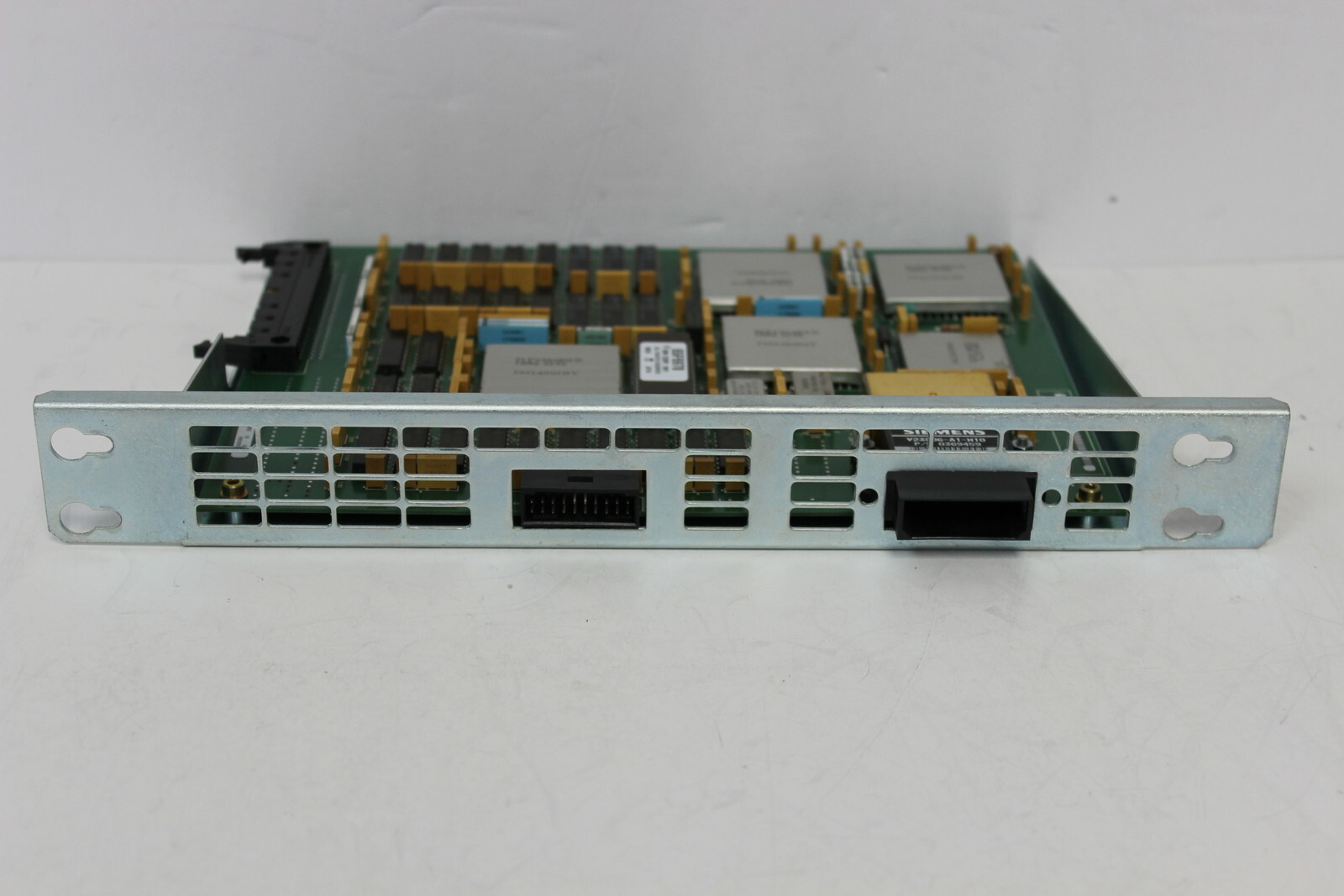 IBM 94F9082 3319 3490  F/C ESCON CHANNEL CARD MODULE WITH CABLE W/WARRANTY