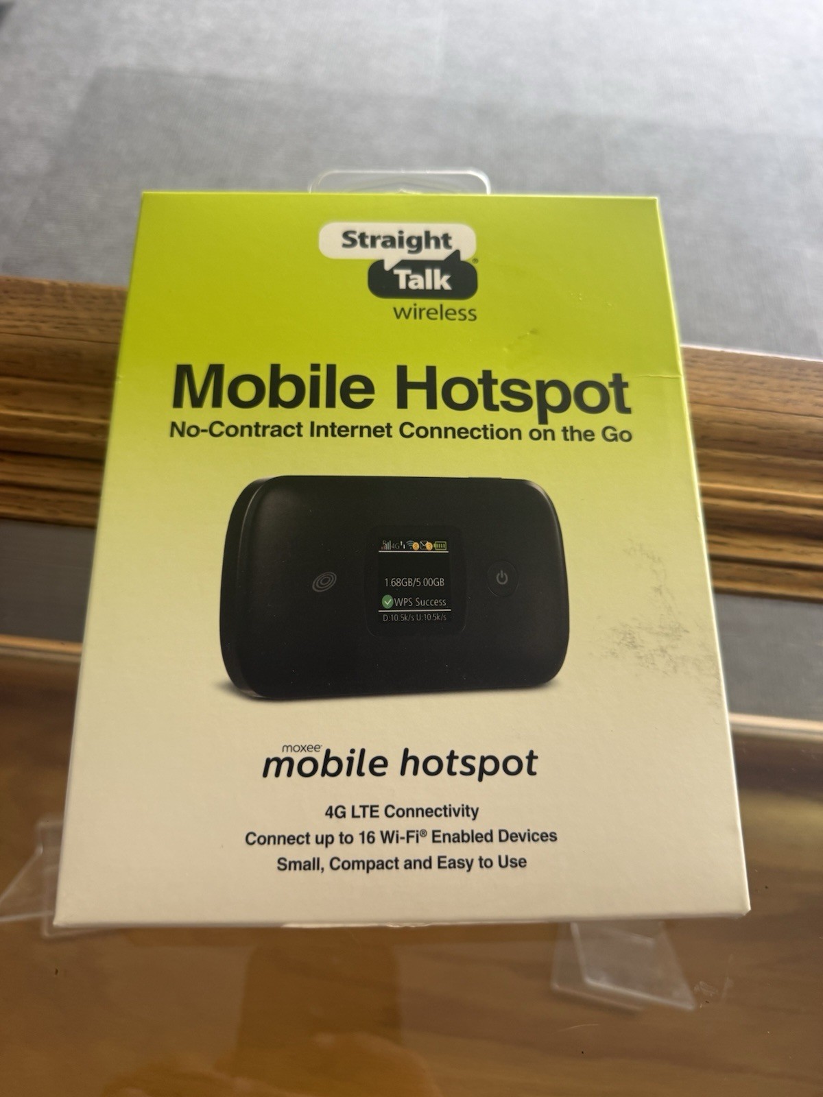 Straight Talk Mobile Hotspot 4G LTE Wi-Fi Modem Black New in Box
