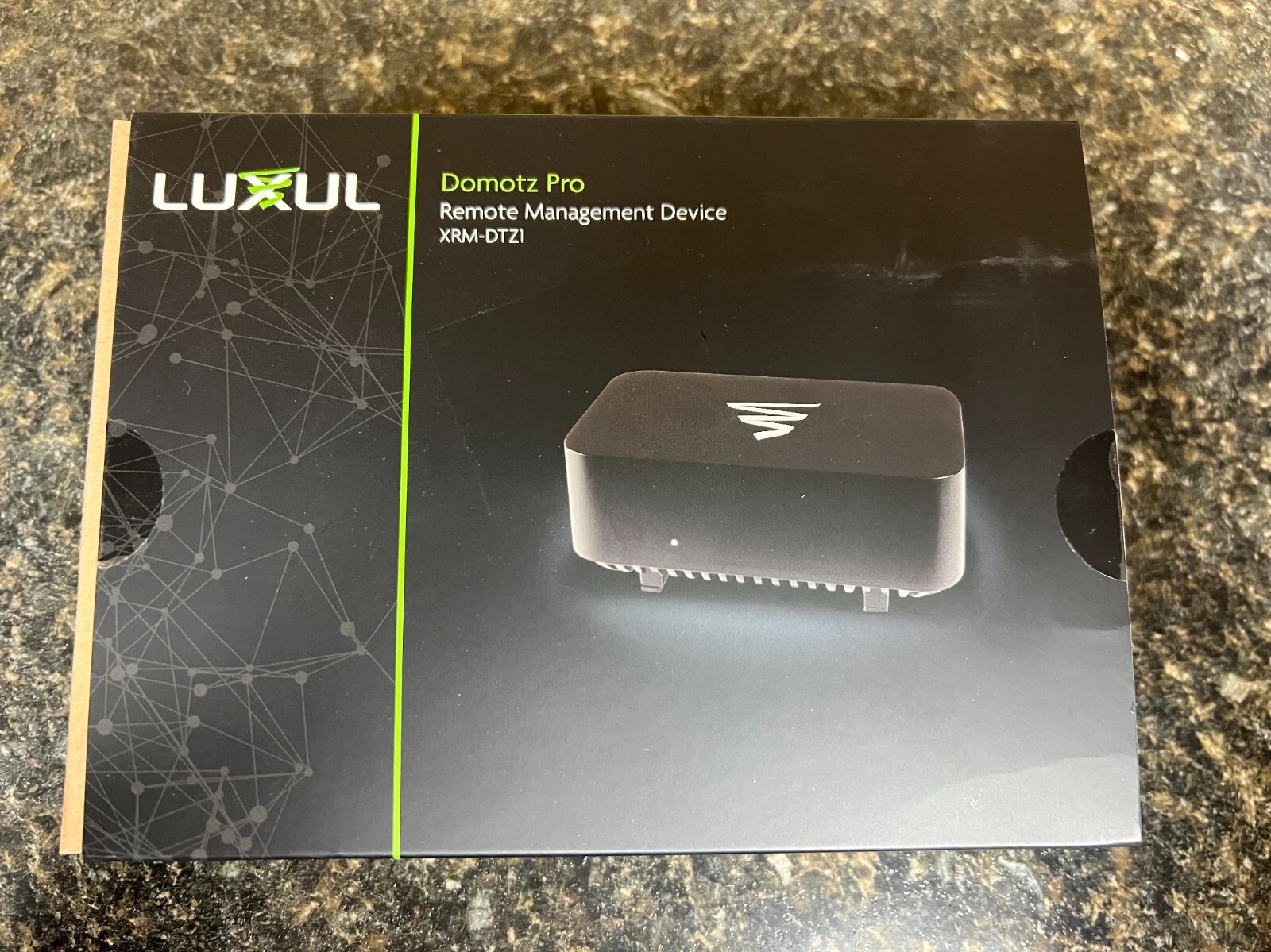 Luxul Domotz Pro - Remote Management Device (#XRM-DTZ1)