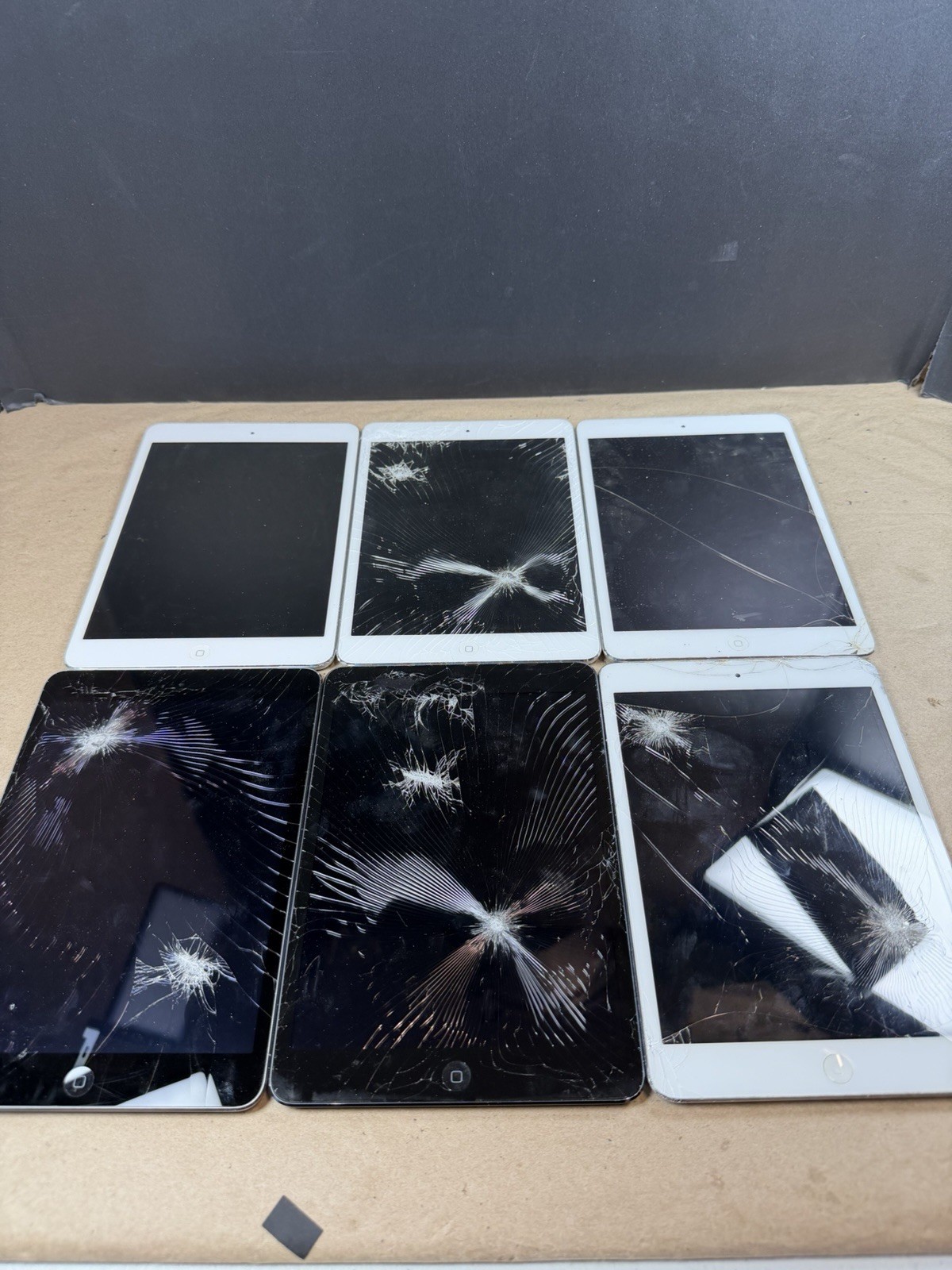 Lot of 6 Damaged Apple iPads, Mixed Models/Condition - For parts