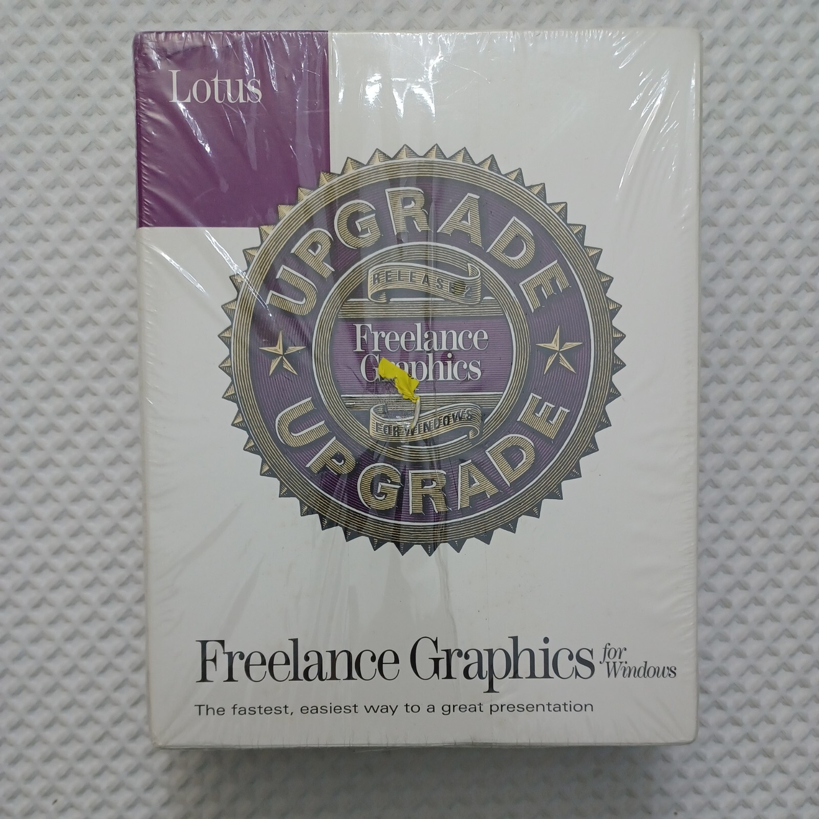 NEW  LOTUS  FREELANCE  GRAPHICS  UPGRADE  FOR  WINDOWS  (3.5  H.D. DISK)