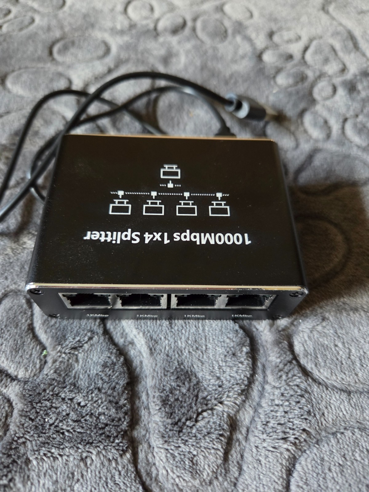 Ethernet Splitter 1 to 4, 1000Mbps High Speed Ethernet Cable Splitter