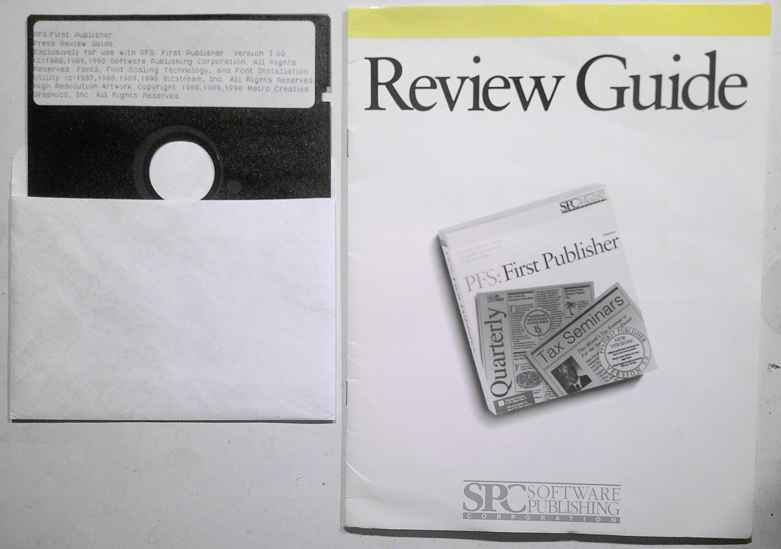 1990 PFS: First Publisher Review Guide. Diskette and Booklet