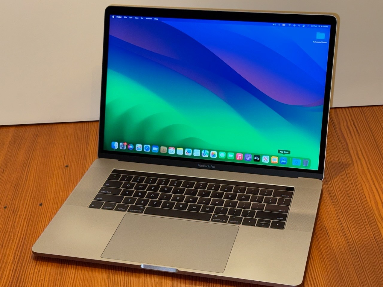 MAXED Apple MacBook Pro Retina 15" TouchBar • Solid State Drive • Bundle Deal
