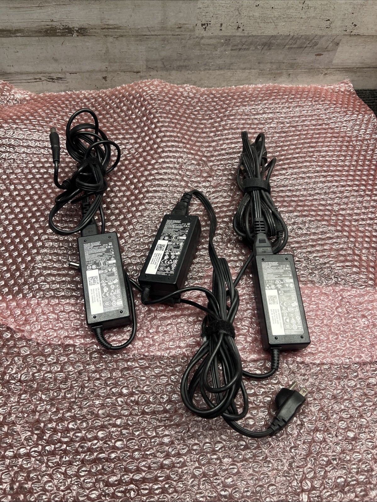 Lot of 3 Genuine Dell HA65NS5-00 19.5V 3.34A Big Round Tip