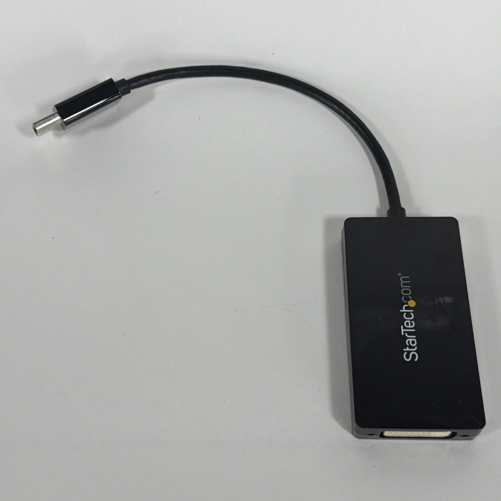 StarTech.com DP2VGDVHD DisplayPort to VGA / DVI / HDMI® Adapter – 3-in-1 DP