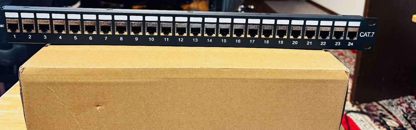 iwillink 10Gbps Cat7 Patch Panel 24 Port, RJ45 Through Coupler 1U Shielded Patch