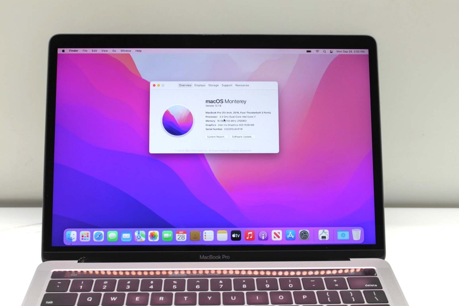 Apple MacBook Pro A1706 13" 2016 | i7-6567U | 16GB RAM 500GB SSD macOS **READ**