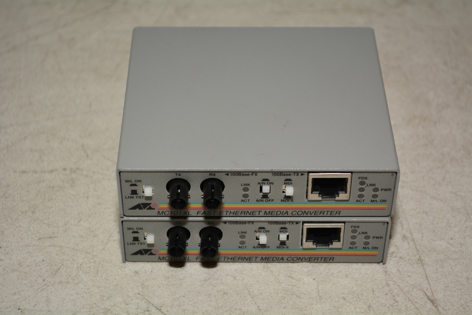 Lot 2x Allied Telesyn AT-MC101XL Fast Ethernet Media Converters #B80