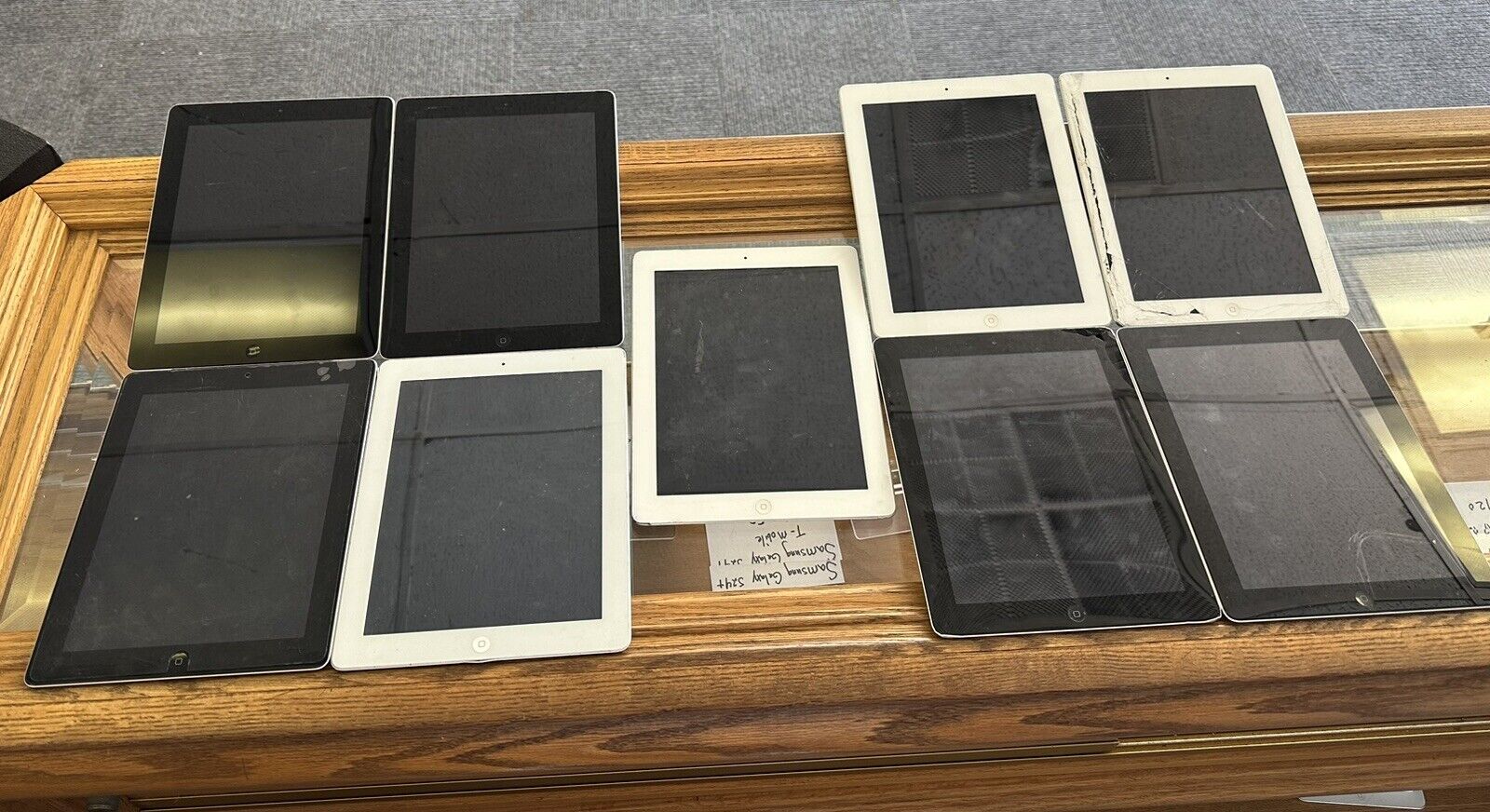 Bundle Lot Of 12 Apple iPad 1st , 2nd , 3rd And 4th gens PARTS