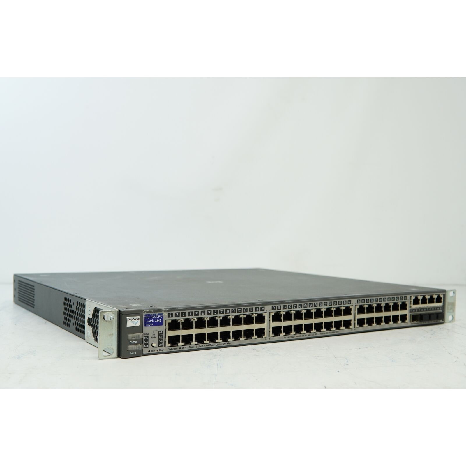 HP Procurve 2848 J4904A 48 LAN Ports 4 Dual GBE Ethernet Switch