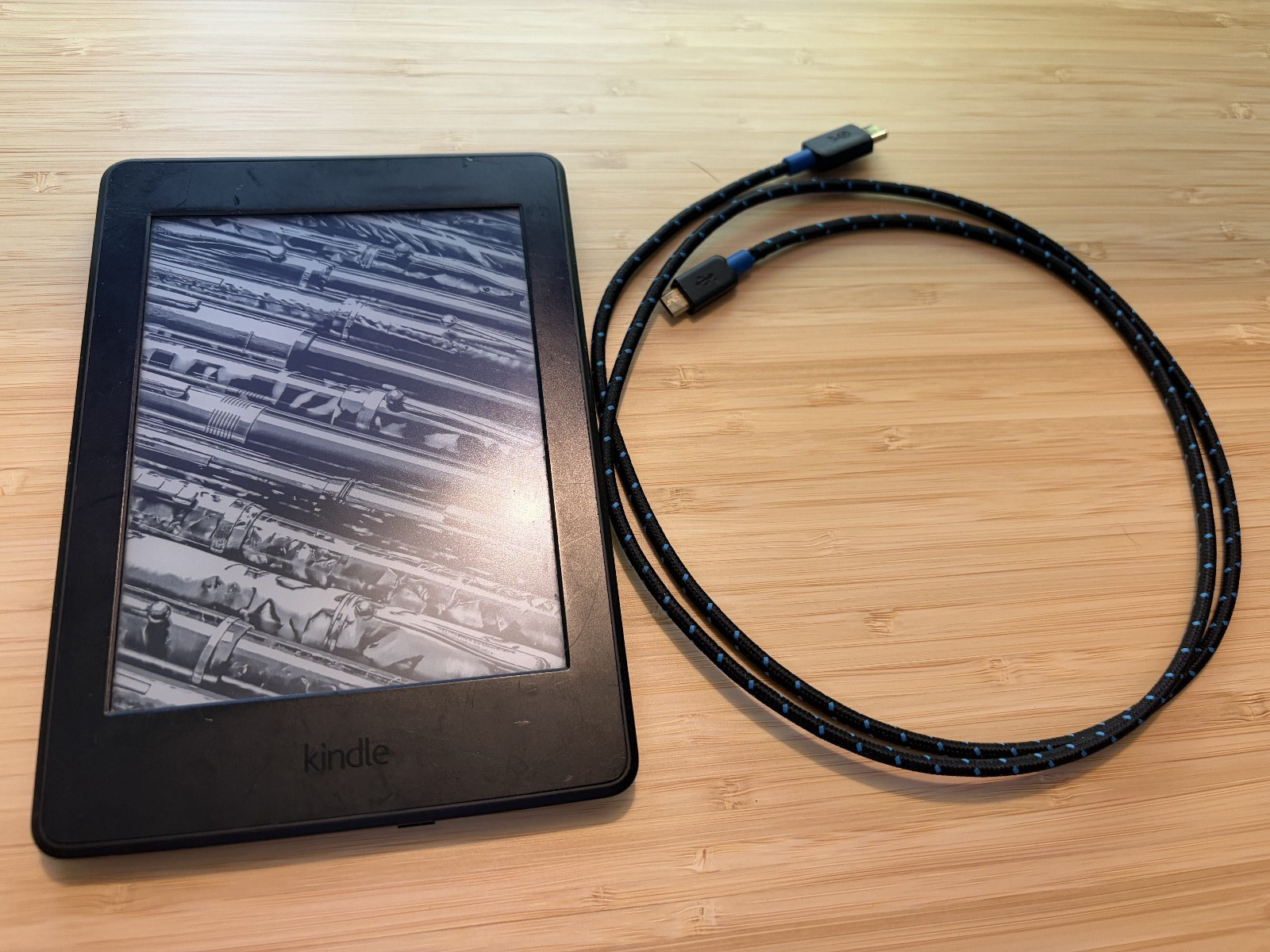 Amazon Kindle Paperwhite (7th Generation) 6" 4GB