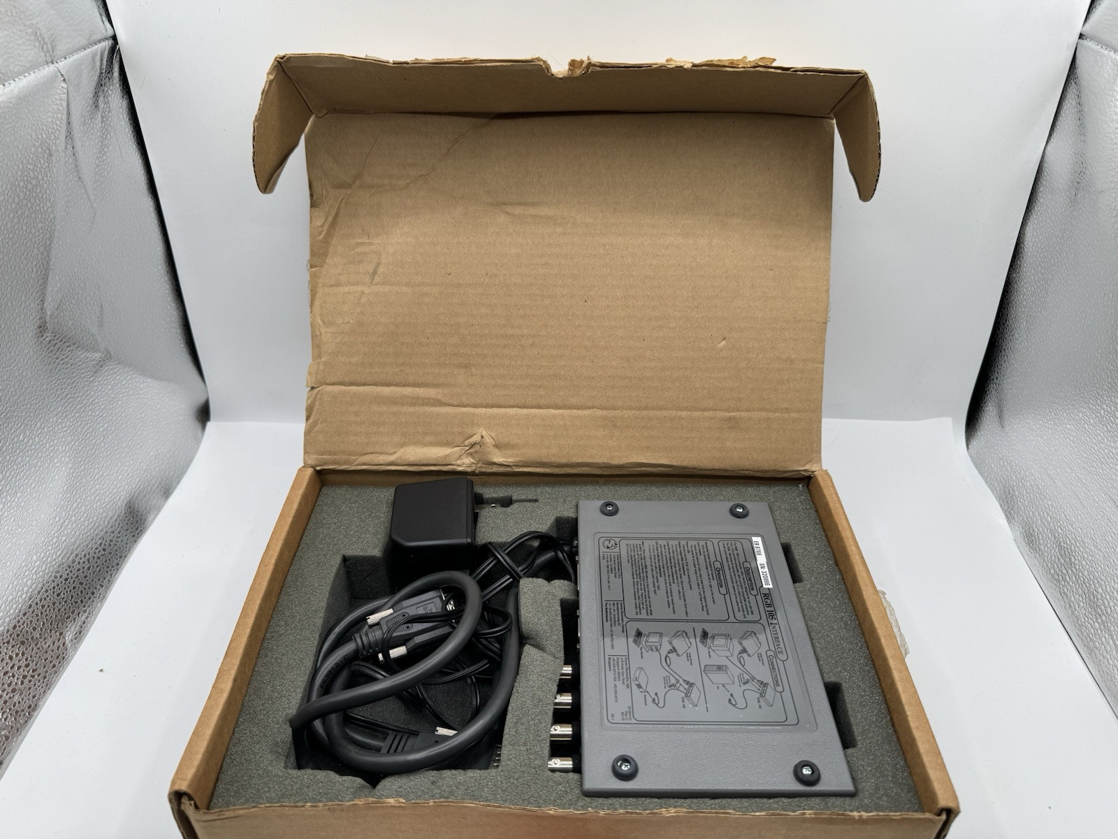 Extron Electronics RGB 105 w/Power Supply and CPU/PWR Input Powers On UNTESTED