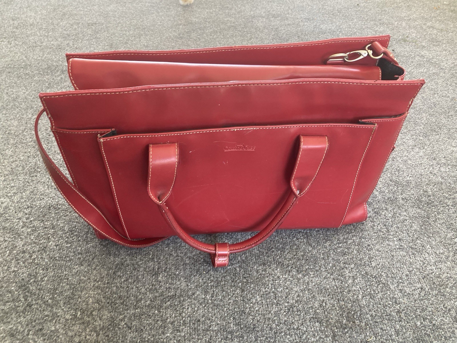 CompuCase Red Laptop PC Leather Case With Several Pockets 18"x11'x6'