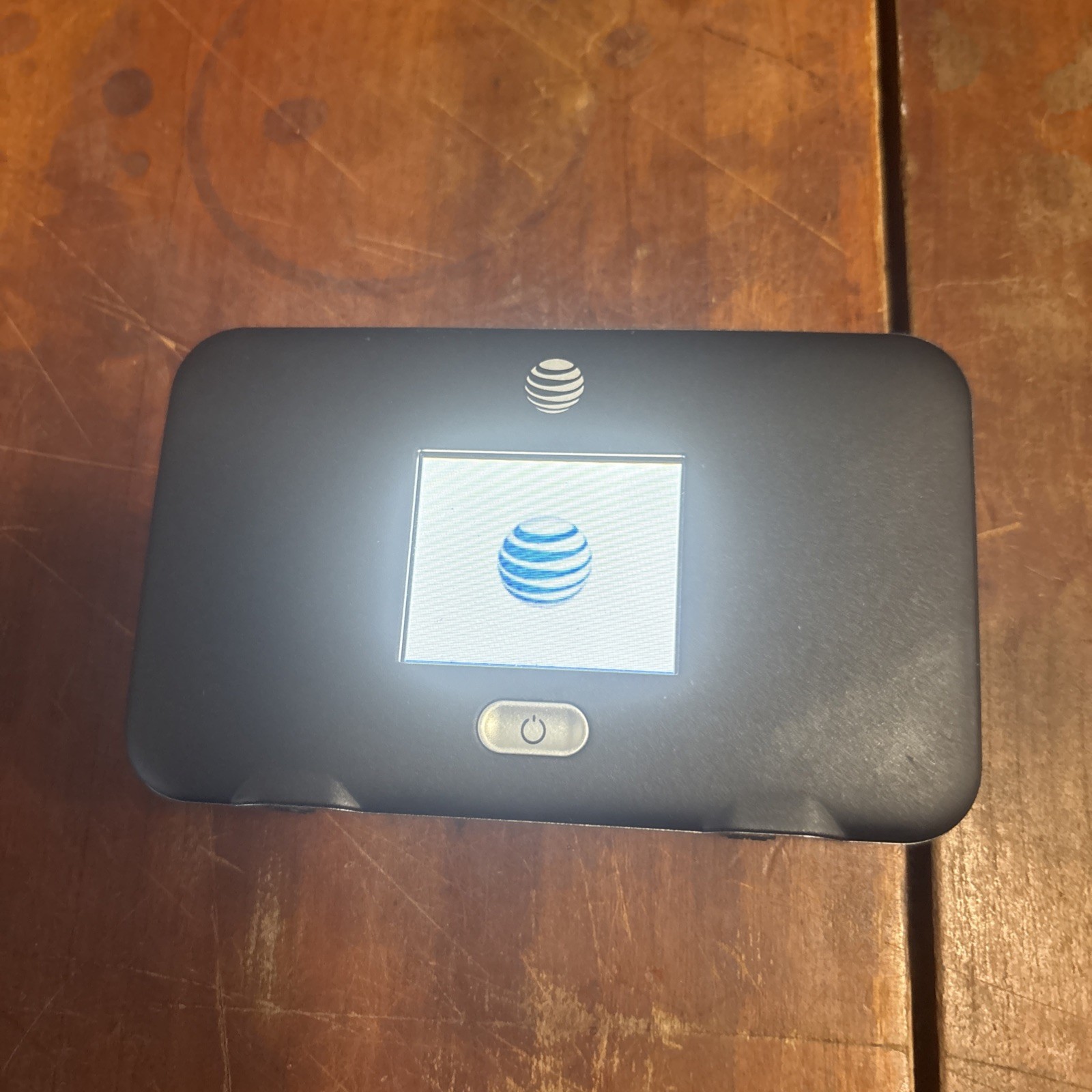 NETGEAR Aircard 779S Wireless AT&T Unite Express with battery and SIM card
