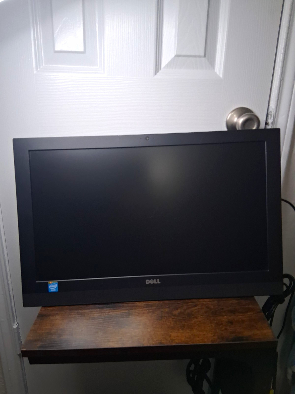 Dell Inspiron 20 3043 20in All-in-One Desktop Windows 8 HDMI USB2.0 Black