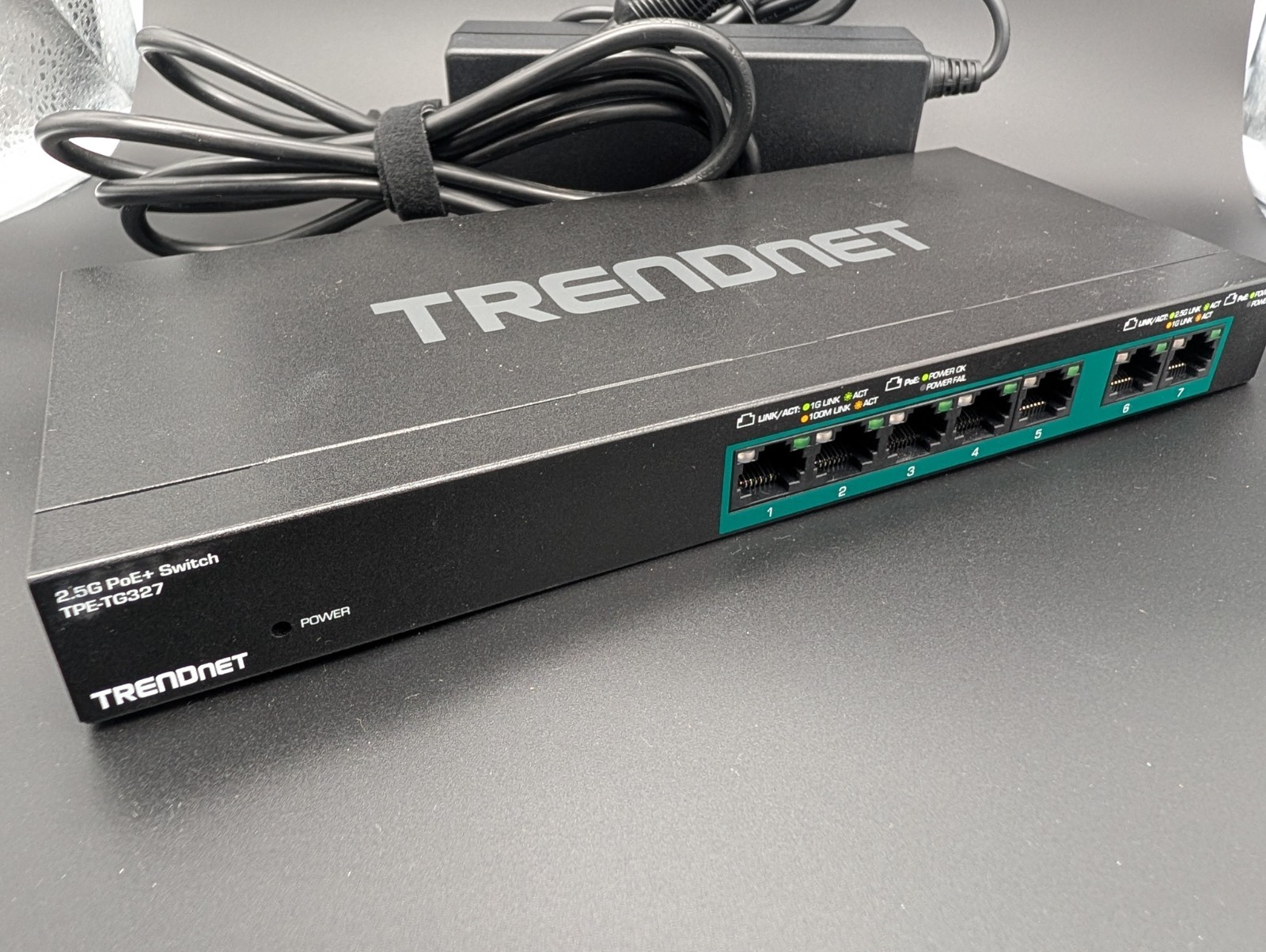 TRENDnet TPE-TG327, 7-Port Multi-Gig PoE+ Switch