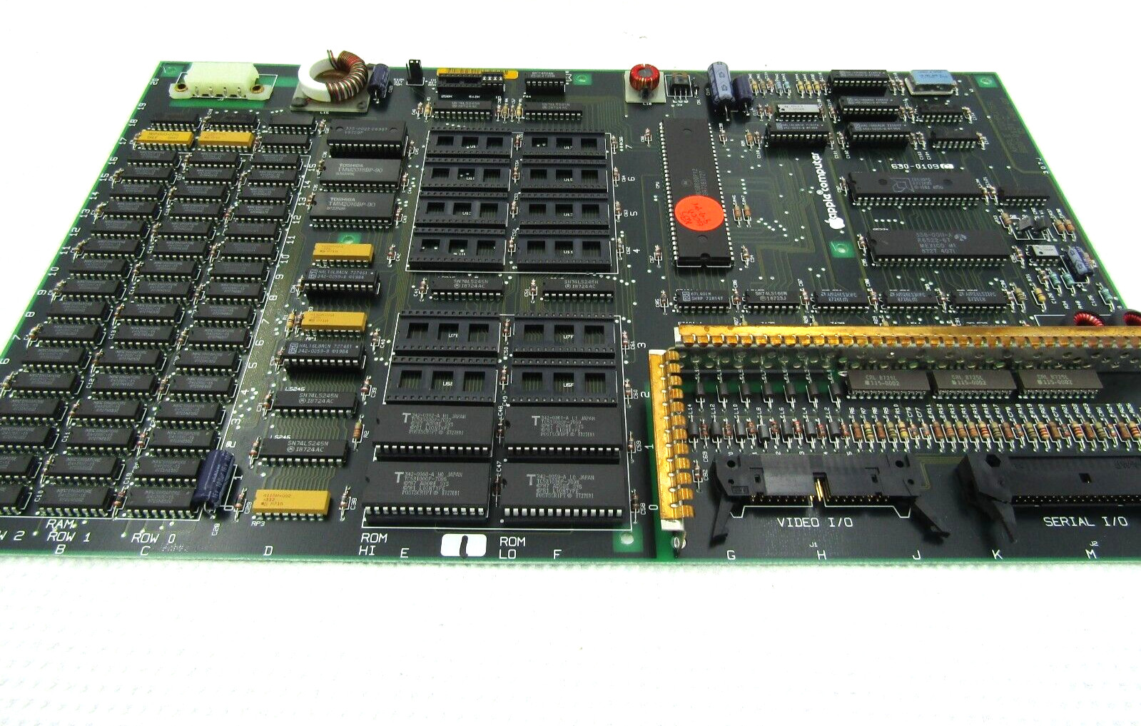 Apple computer 820-0131-C Board 1985-87