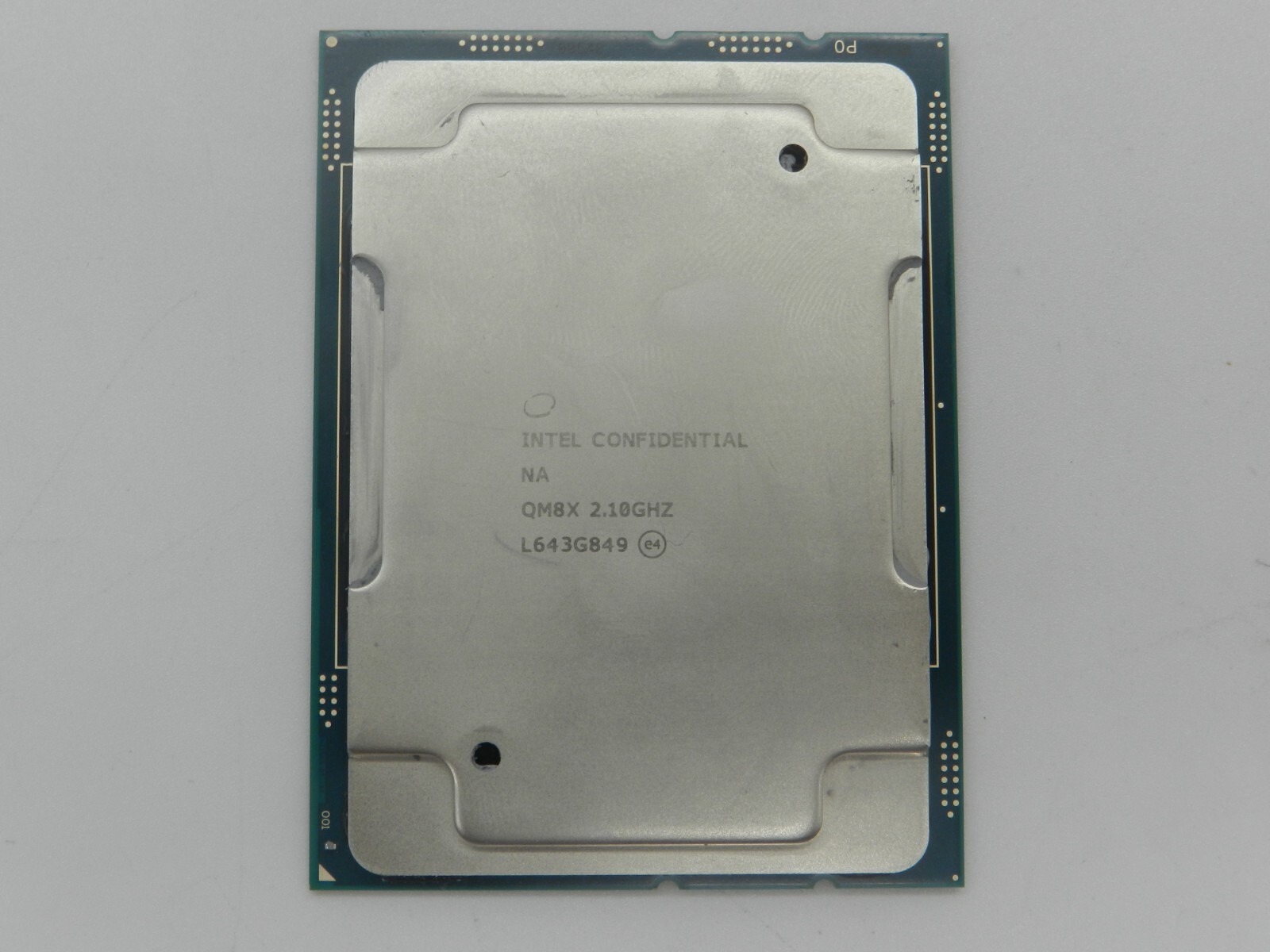 Intel CONFIDENTIAL QM8X 2.1GHz 16Cores 32Threads 125W 22MB LGA3647 Processor CPU