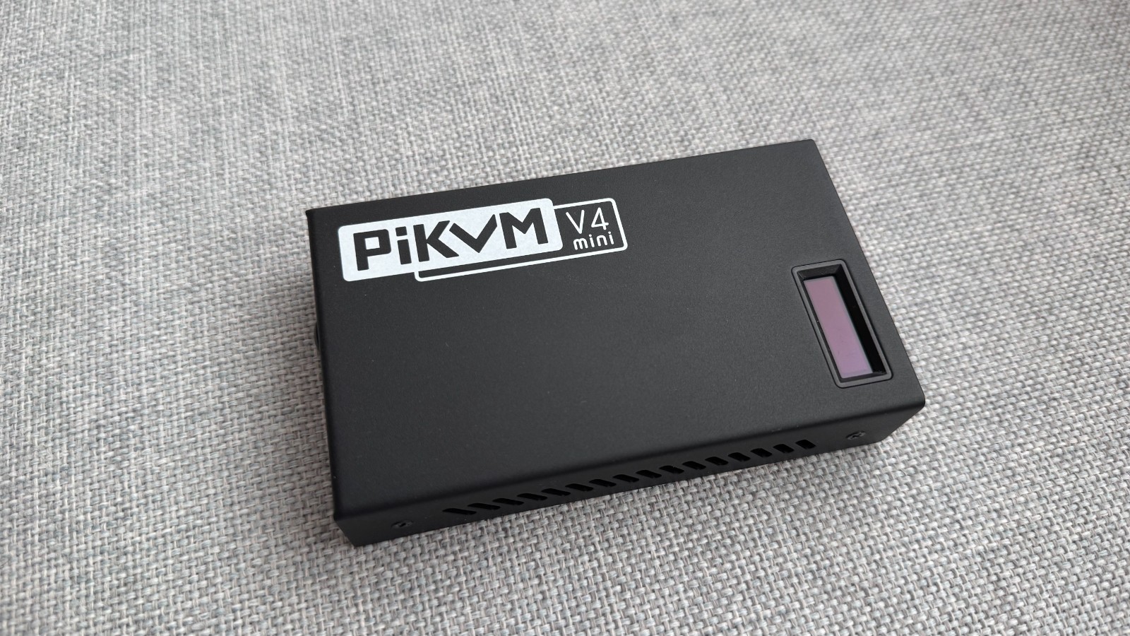 PIKVM v4 mini IP KVM