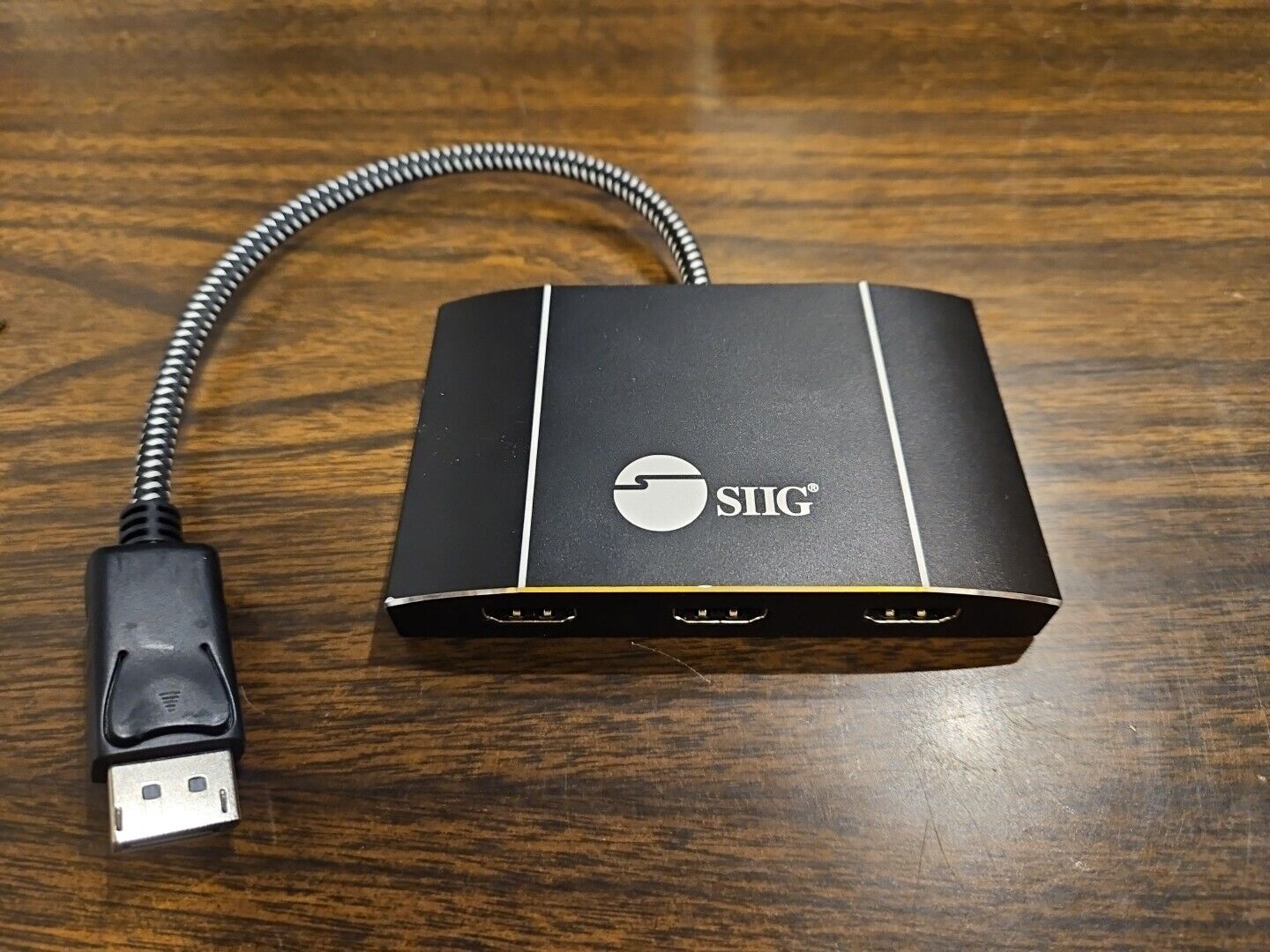 SIIG 8K 1x3 DisplayPort 1.4 to HDMI MST Hub Splitter CEDP0Q11S1