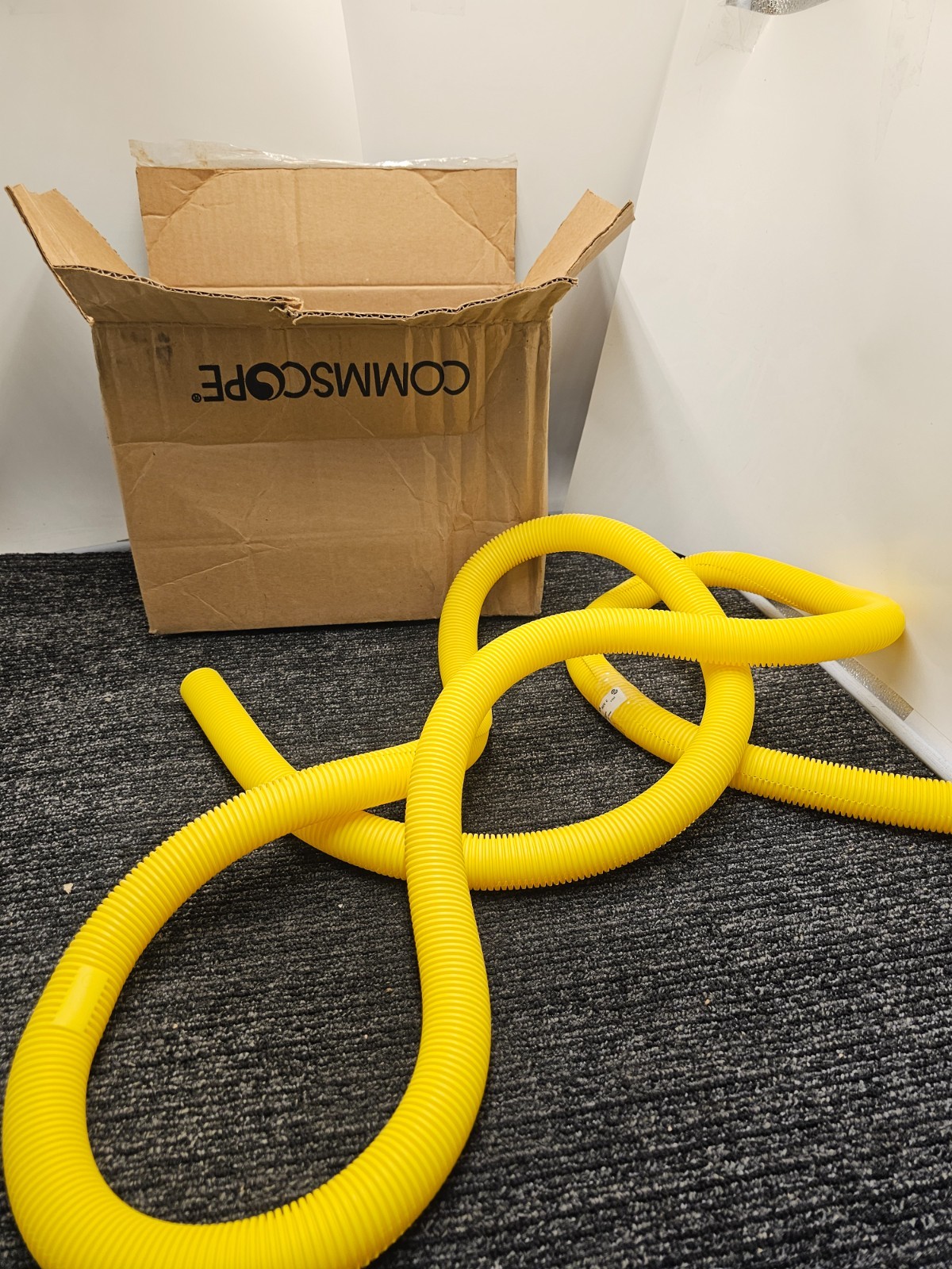 Commscope FGS-MLDY-10F 10FT 1" OD Flex Tube Yellow Split Loom Flx Tube Durable