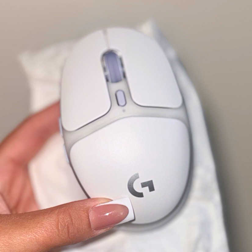 Logitech G705 Wireless Gaming Mouse White Optical 8200 DPI 6 Buttons