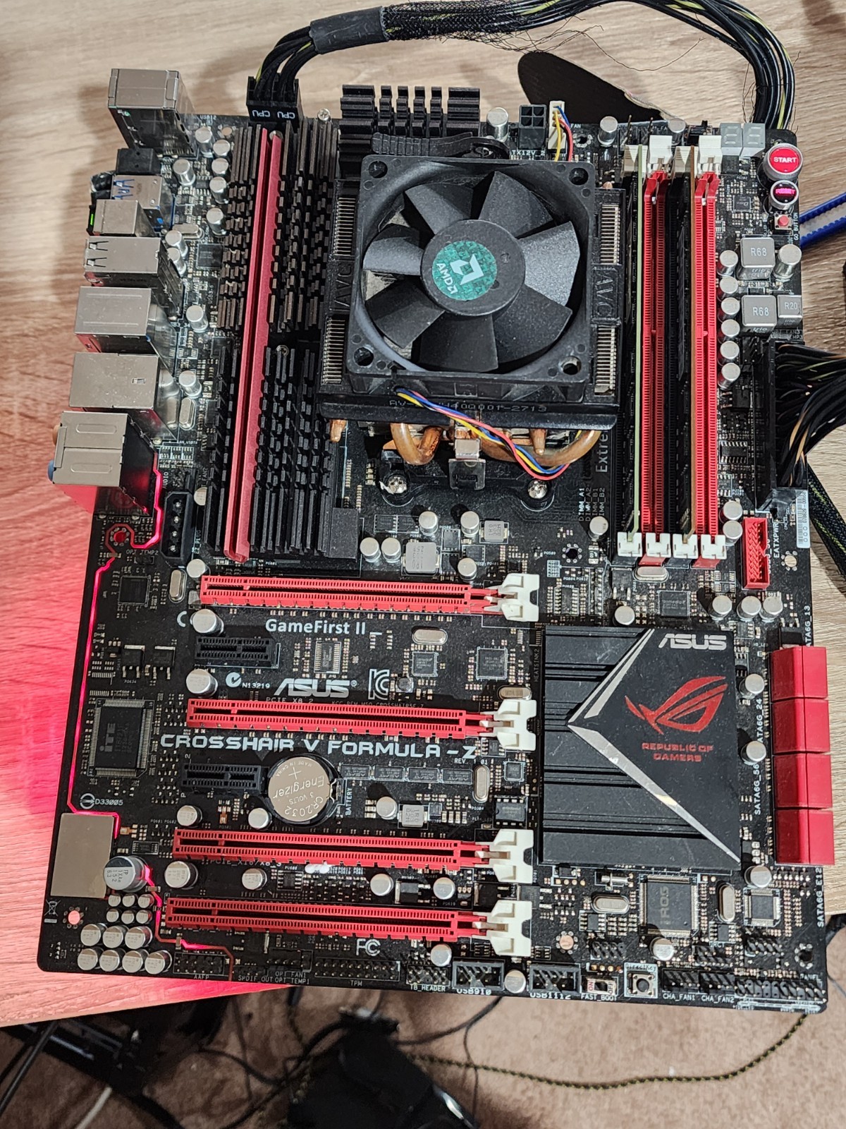 ASUS Crosshair V Formula-Z Motherboard,  Amd fx-8350 Cpu and 8gb of Ram